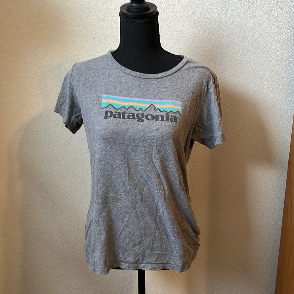 Women’s Patagonia Short Sleeved Shirt
